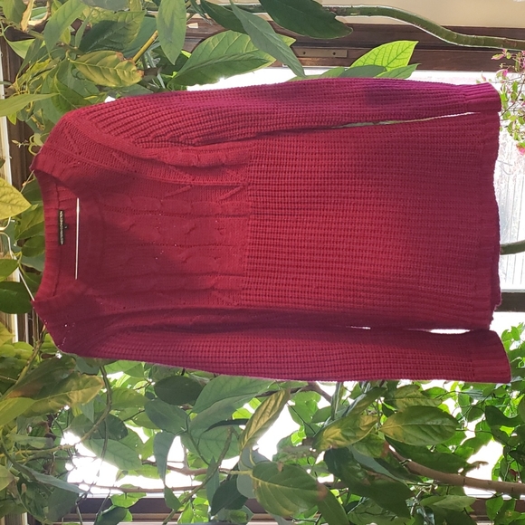 Western Connection Sweaters - Western Connection Cable Knit Pullover Sweater Fuscia Large